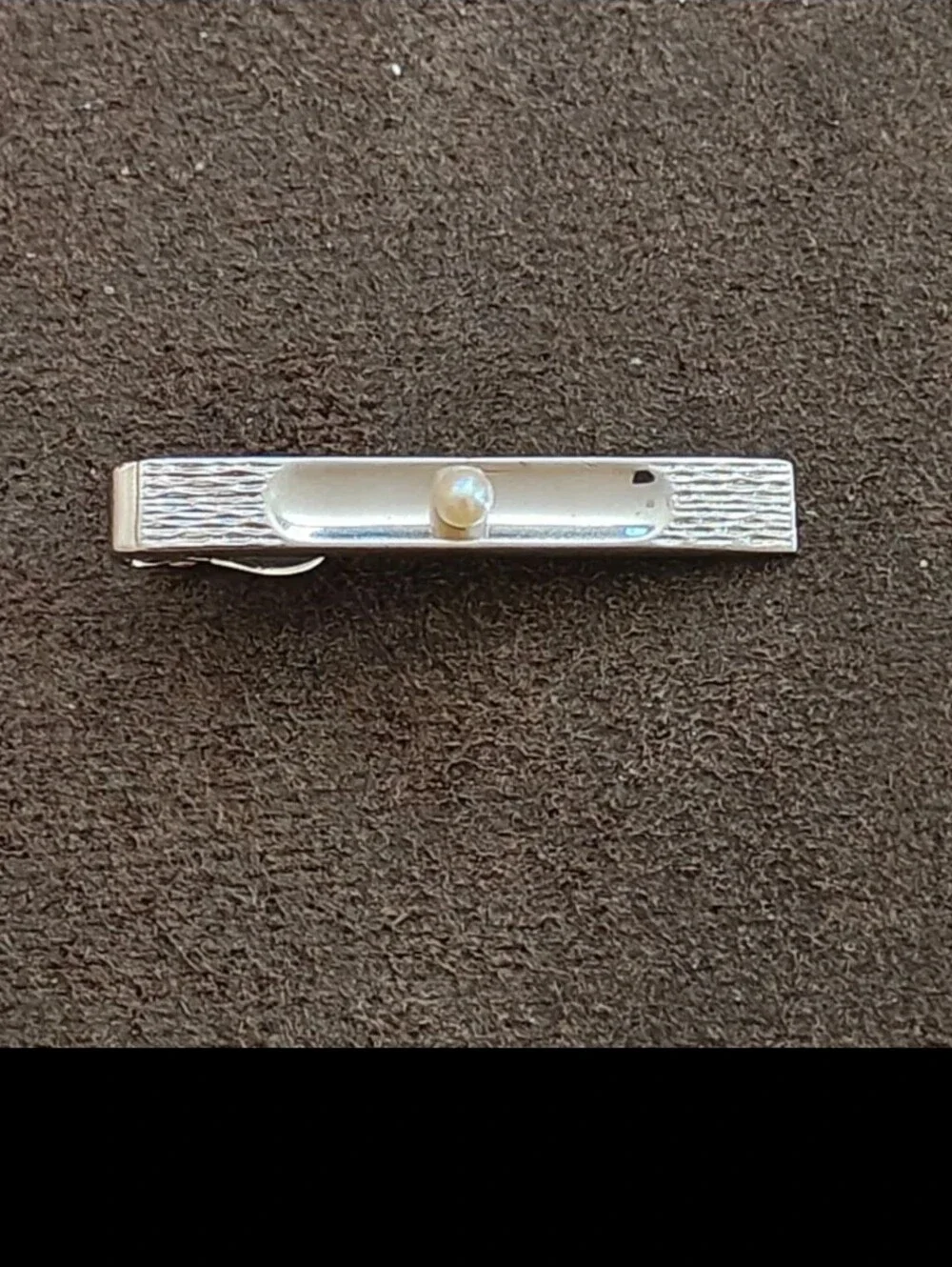 1960s Swank Silver Tone Textured With Centered Pearl